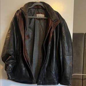 Luxurious Leather Bomber Jacket with Brown and Black Finish